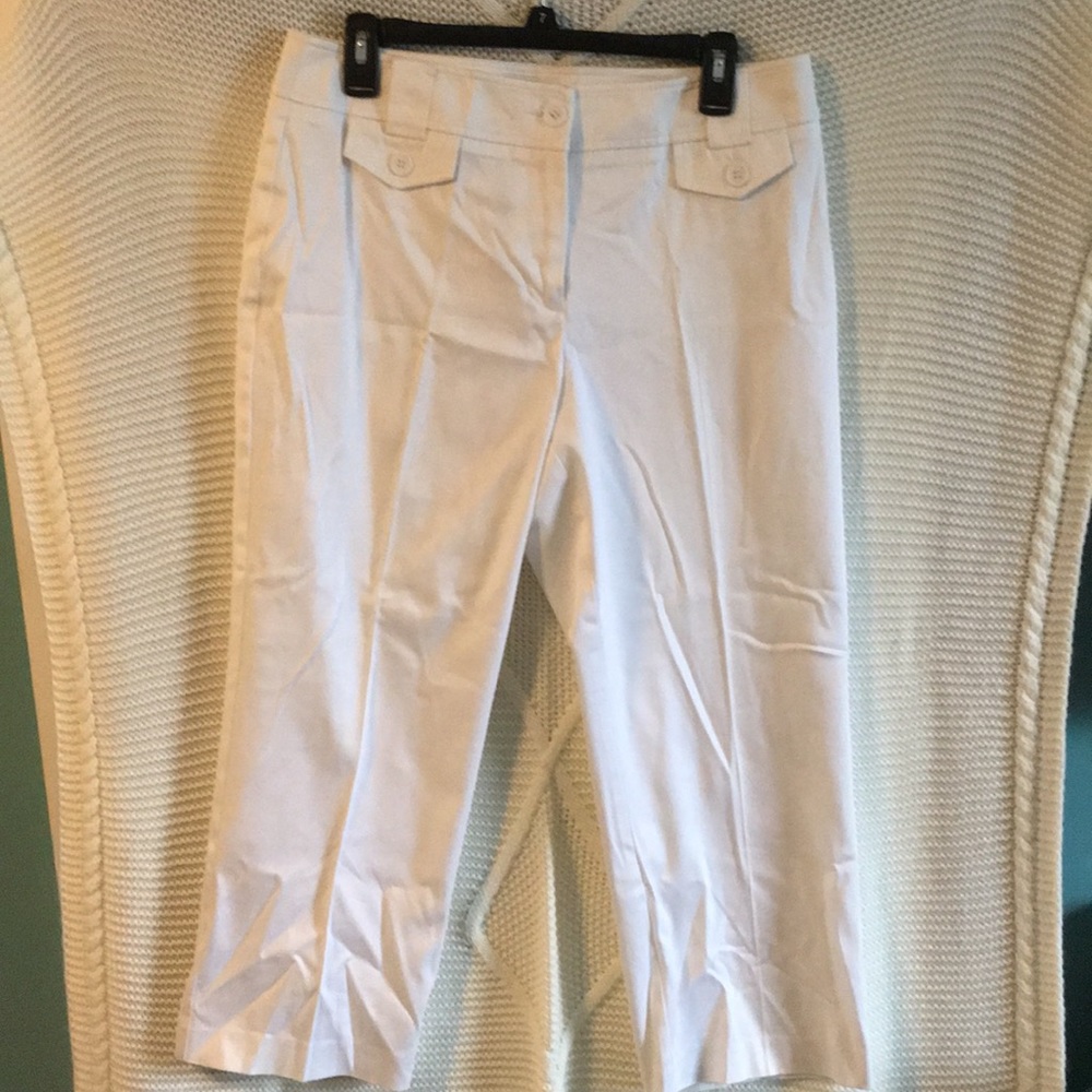 Women’s New York & Company dress pants/capris